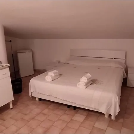 Via Pisa 20 Mansarda Appartement