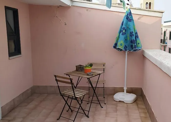 Via Pisa 20 Mansarda Apartamento *